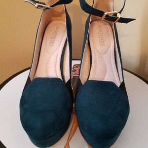 Carlyle platform pumps
